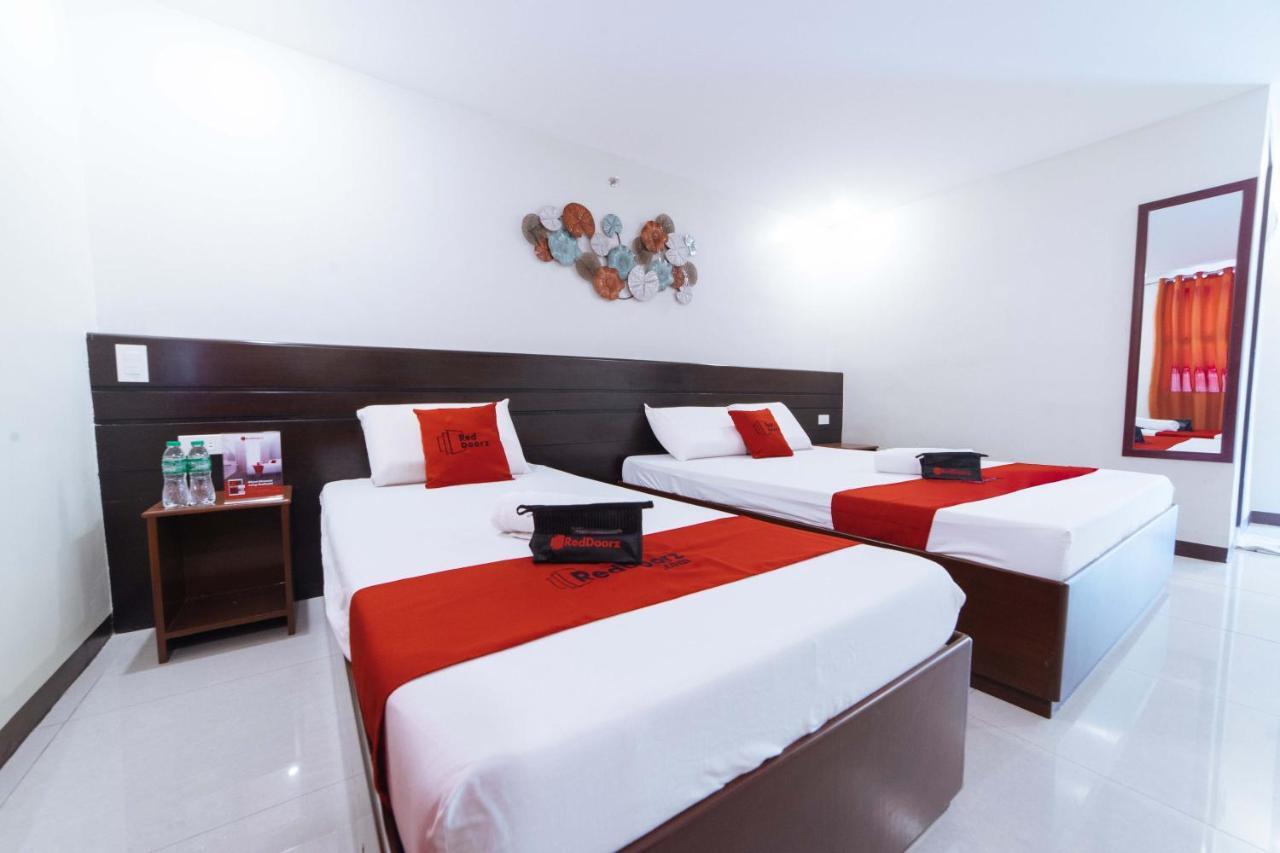 Reddoorz Near Victoria Mall Davao City Eksteriør billede