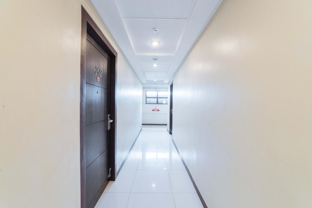 Reddoorz Near Victoria Mall Davao City Eksteriør billede